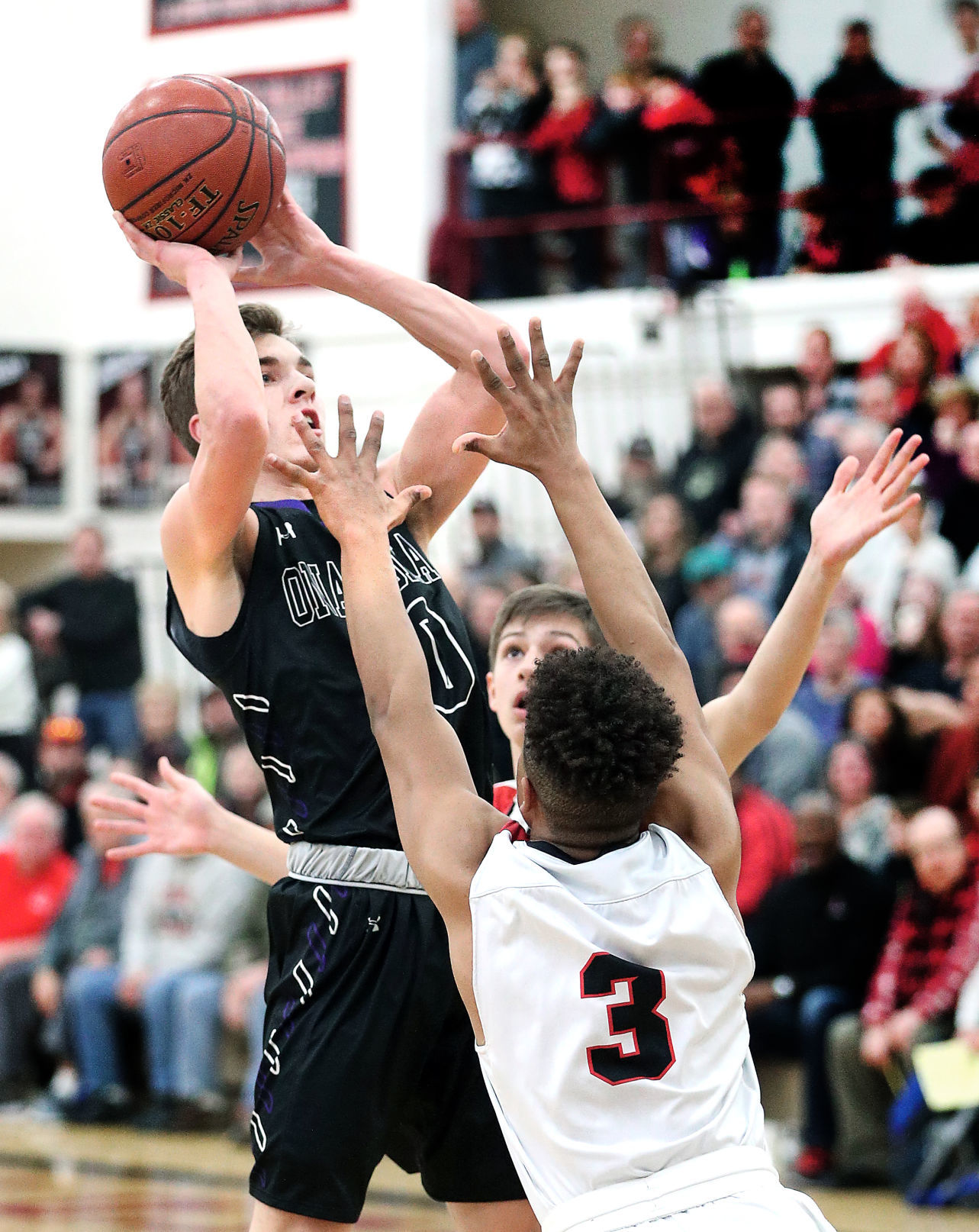 La Crosse Central vs. Onalaska